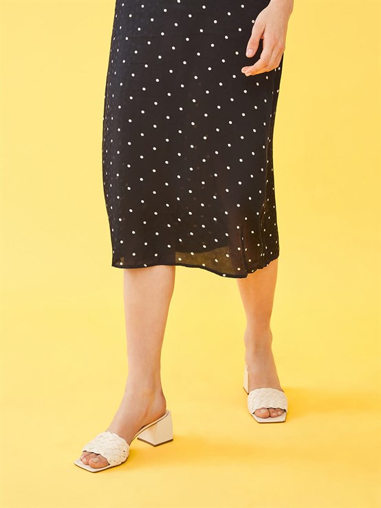 Fior Bej Deri Örgü Kadın Topuklu Terlik 