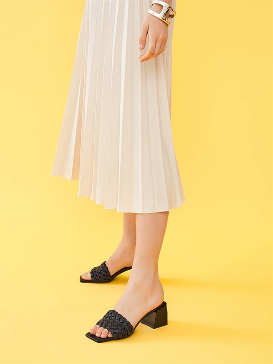 Fior Siyah Deri Örgü Kadın Topuklu Terlik 