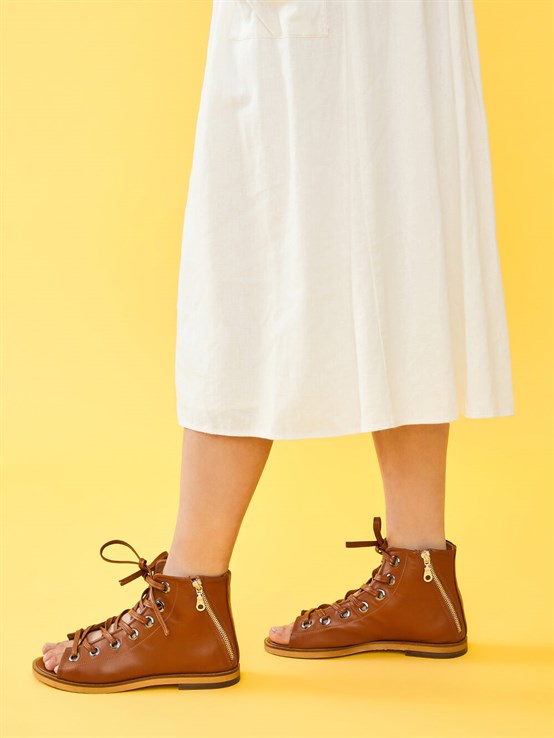 Hemer Taba Çift Fermuarlı Kadın Deri Sandalet