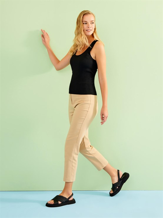 Hesy Siyah Deri Kadın Sandalet