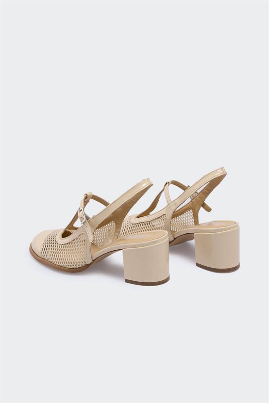 Jöerr Bej Kırışık Rugan Bej File Kadın Topuklu Ayakkabı