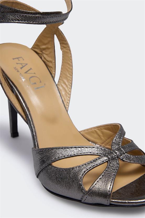 Kinsley Çelik Deri Kadın Topuklu Ayakkabı