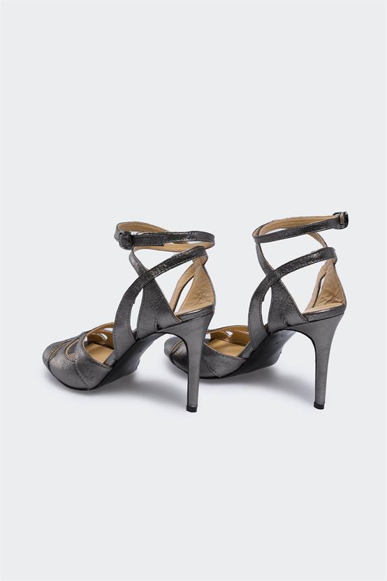 Kinsley Çelik Deri Kadın Topuklu Ayakkabı
