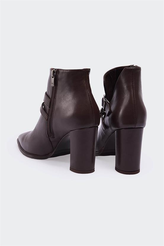 Lippte Kahve Deri Kadın Bot