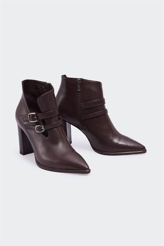 Lippte Kahve Deri Kadın Bot