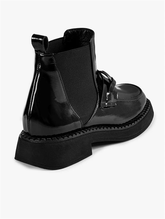 Lisse Siyah Rugan Kadın Bot