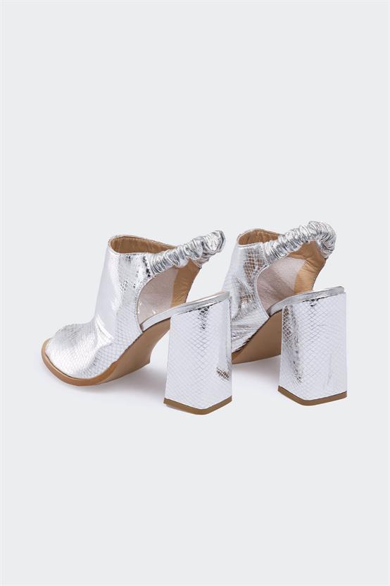 Lutorrei Lame Deri Kadın Topuklu Ayakkabı