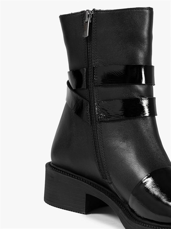 Favgi 2424 Siyah Deri Siyah Rugan Kadın Bot