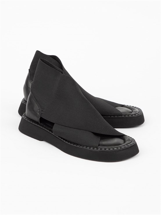 Marra Siyah Deri Siyah Lastik Kadın Sandalet