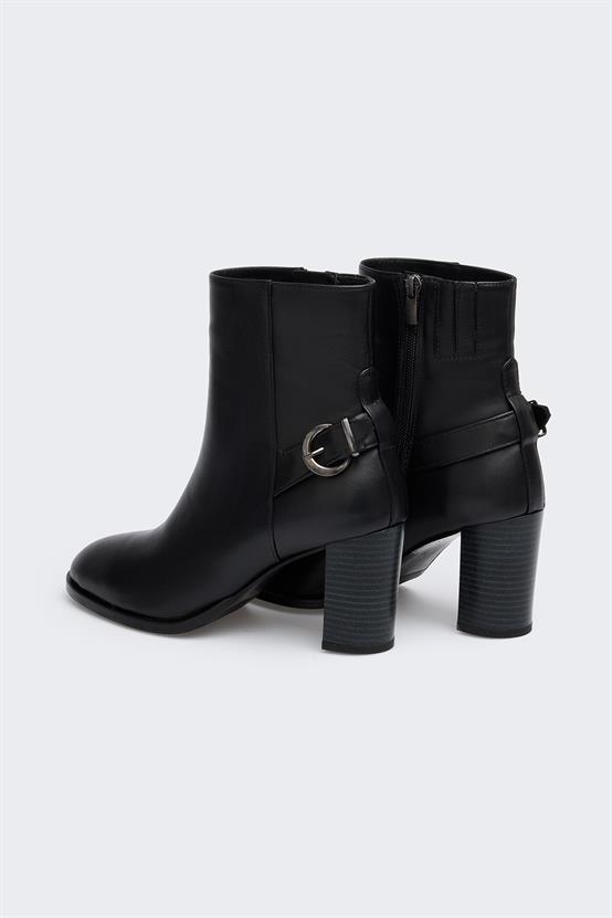 Moti Siyah Deri Kadın Bot