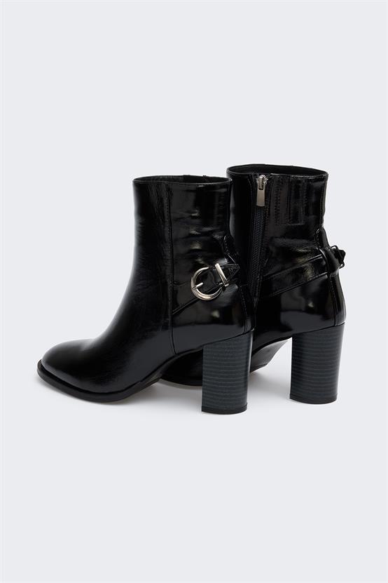 Moti Siyah Kırışık Rugan Kadın Bot