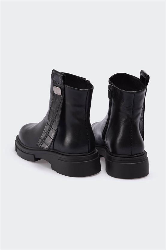Naddie Siyah Deri Kadın Bot