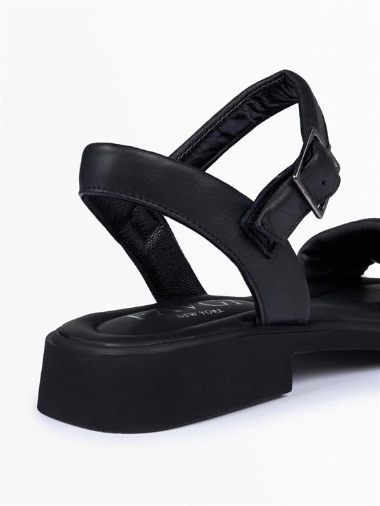 Neva Siyah Deri Kadın Sandalet
