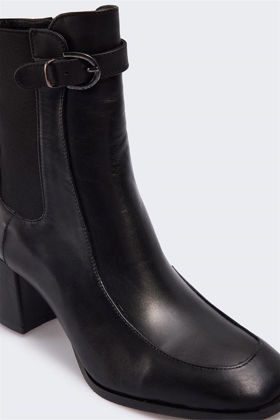 Noppea Siyah Deri Kadın Bot