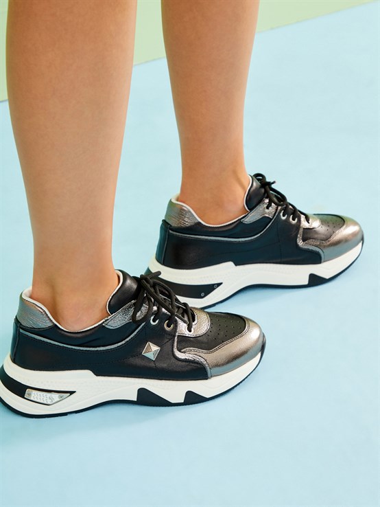 Rafai Siyah Deri Kadın Sneaker 