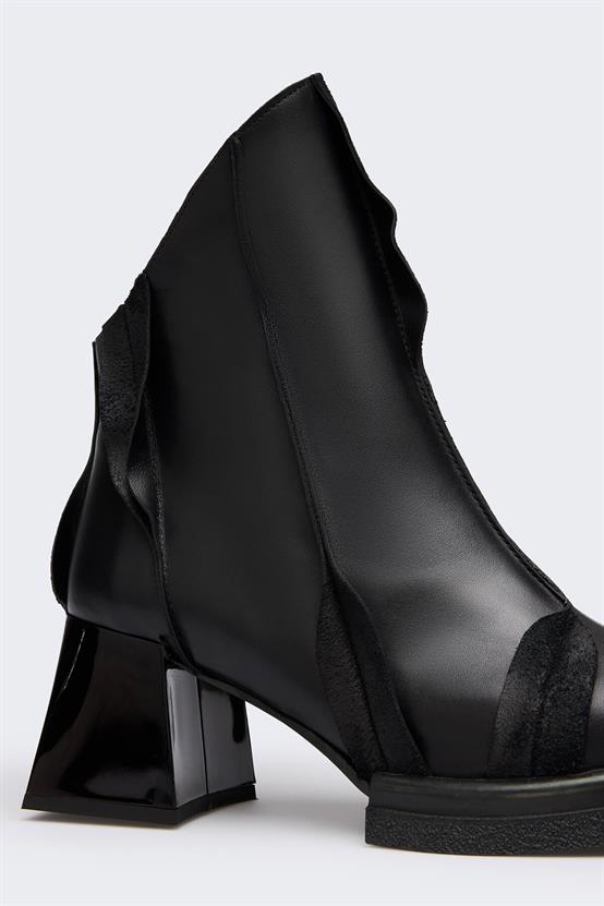 Viau Siyah Deri Kadın Bot