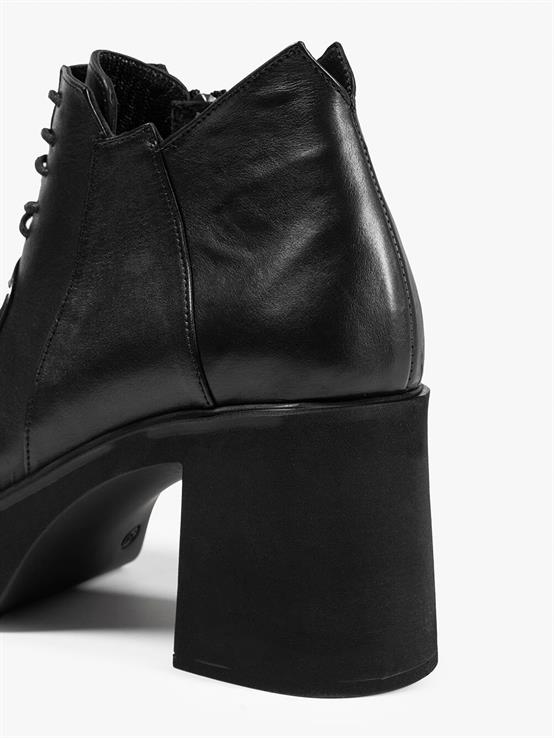 Vinson Siyah Deri Kadın Bot