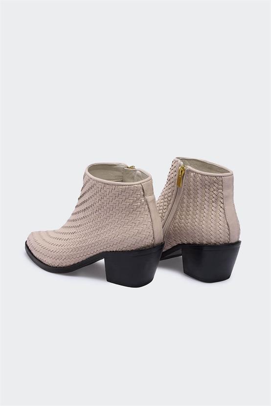 Yullo Bej Örgü Deri Kadın Yazlık Bot