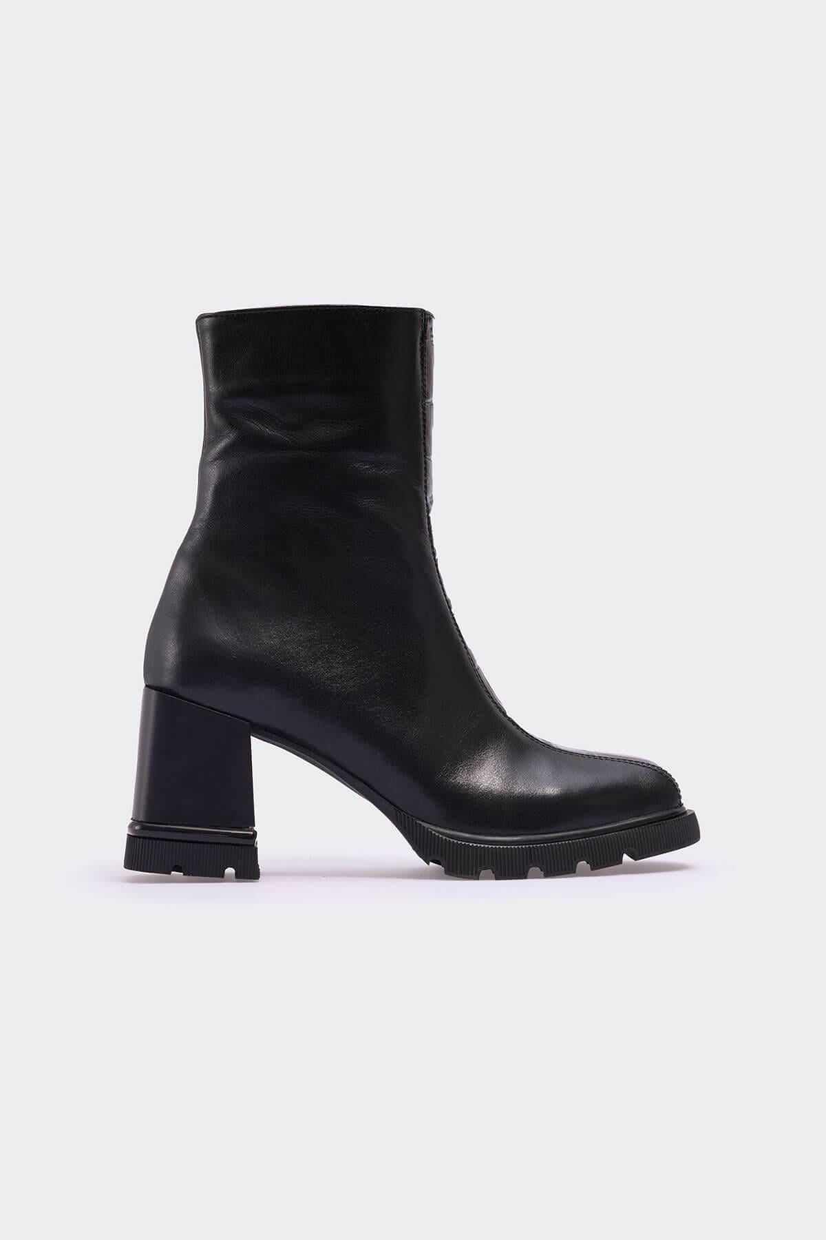 Favgi 2402 Siyah Deri Kadın Bot