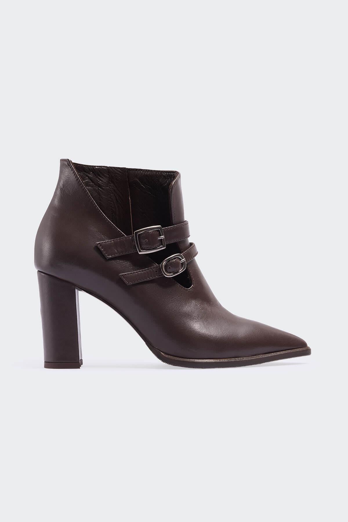 Lippte Kahve Deri Kadın Bot