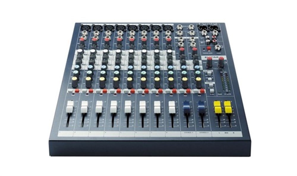 SOUNDCRAFT EPM8 8 KANALLI EFEKTLİ DECK MİKSER