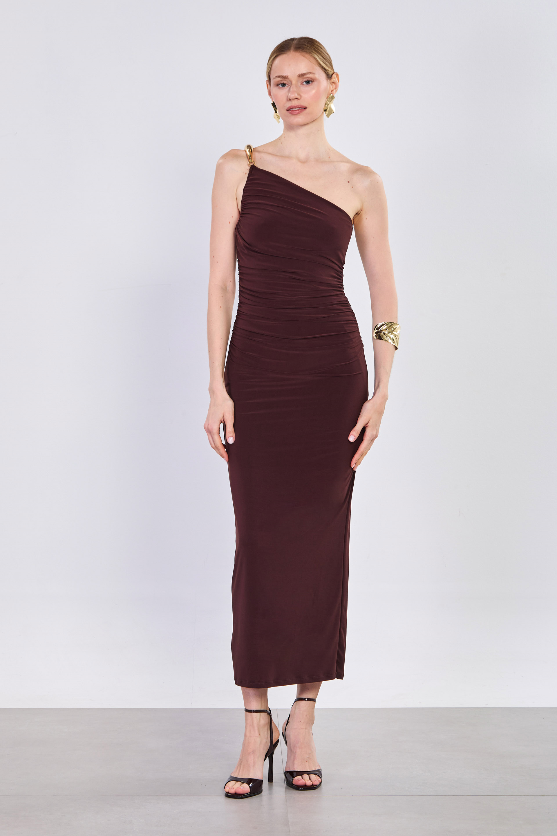 Kadın Tokalı Yan Büzgülü Uzun Elbise - Acı Kahve