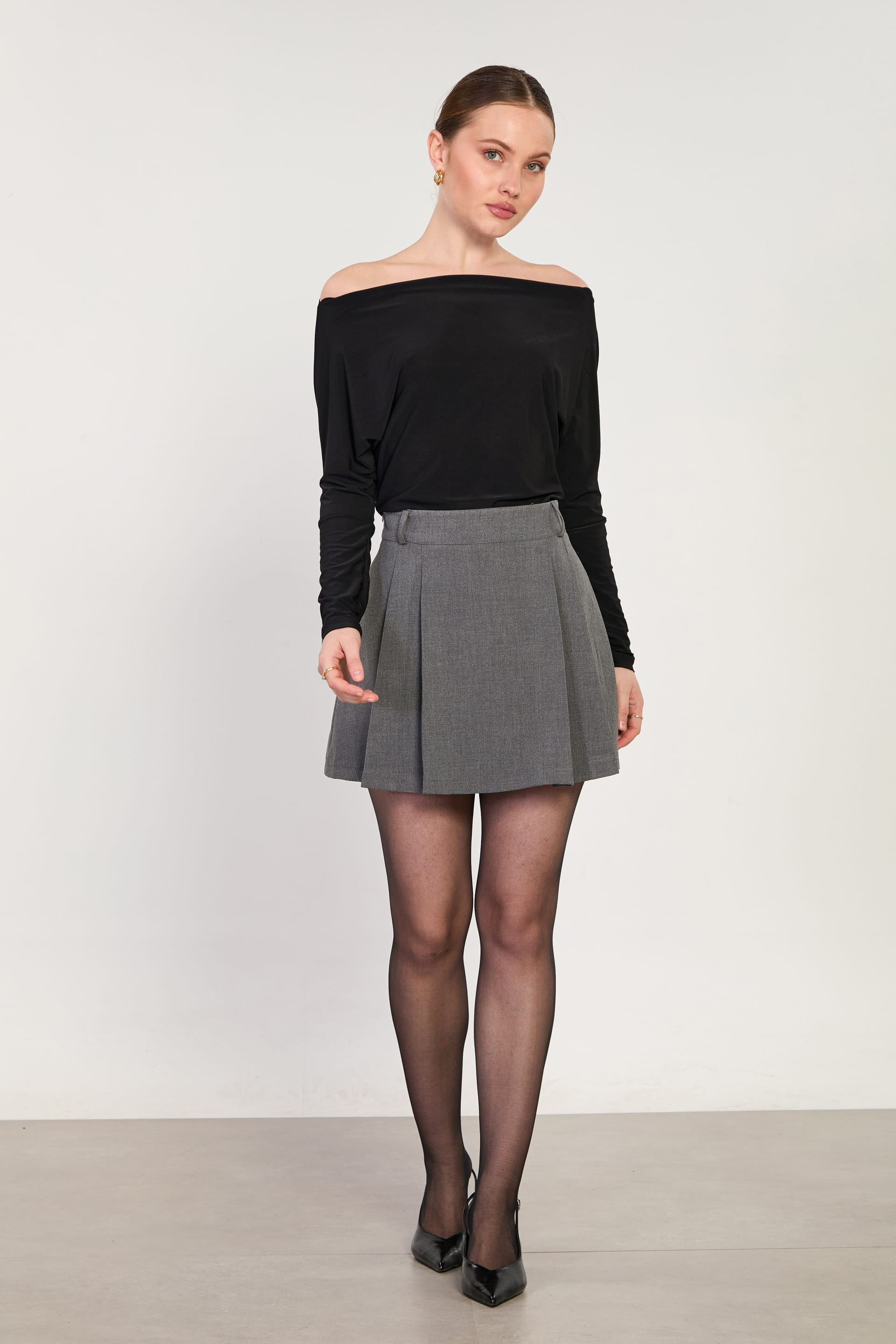 Kadın Önü Pileli Şortlu Mini Etek - Okul Gri