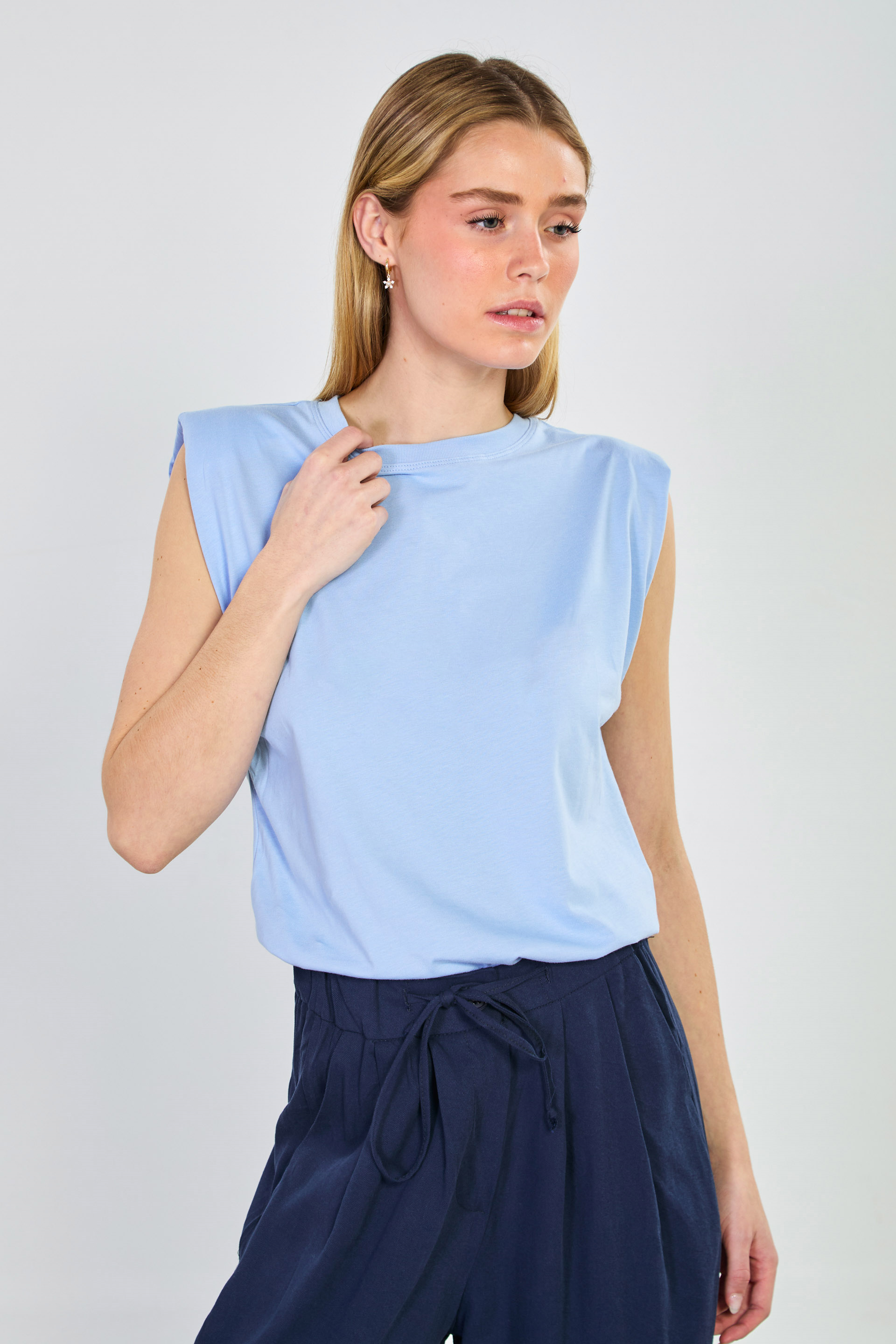 Kadın Vatkalı Kolsuz T-Shirt - Bebe Mavi