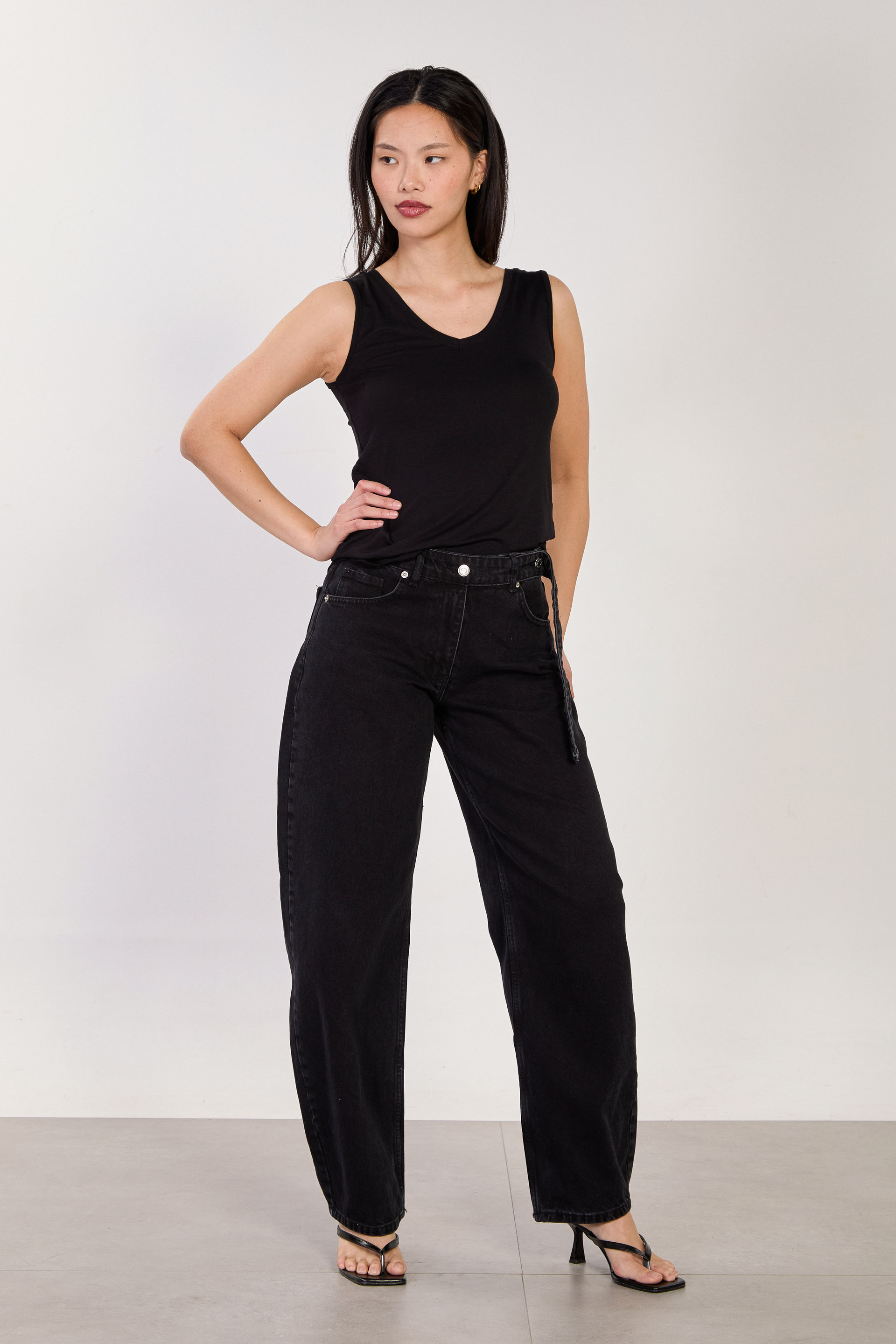 Kadın J91 Kuşaklı Baggy Jean Pantolon - Siyah