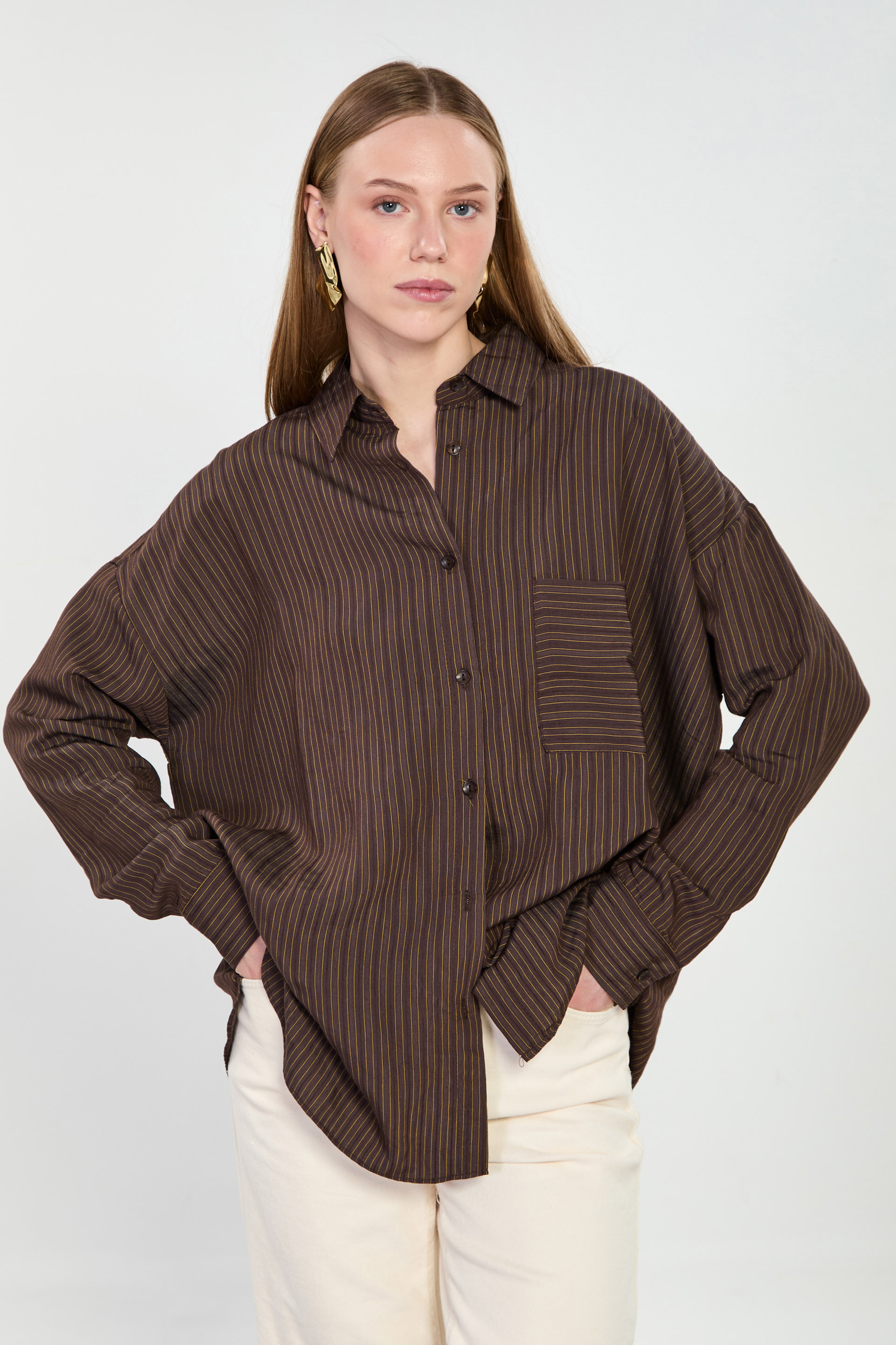 Kadın Tek Cep Çizgili Oversize Gömlek - Acı Kahve