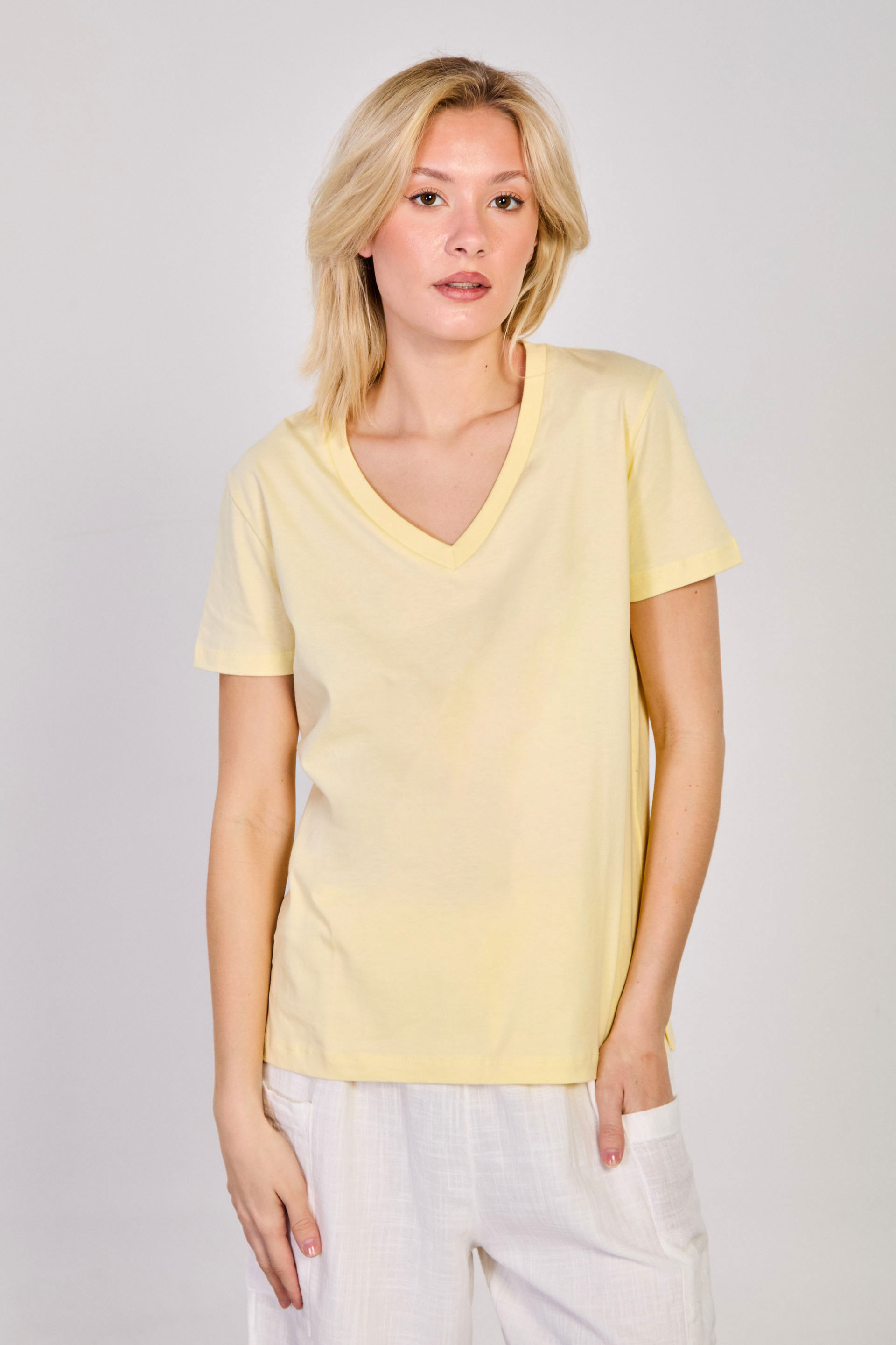 Kadın V Yaka Basic T-Shirt - Sarı