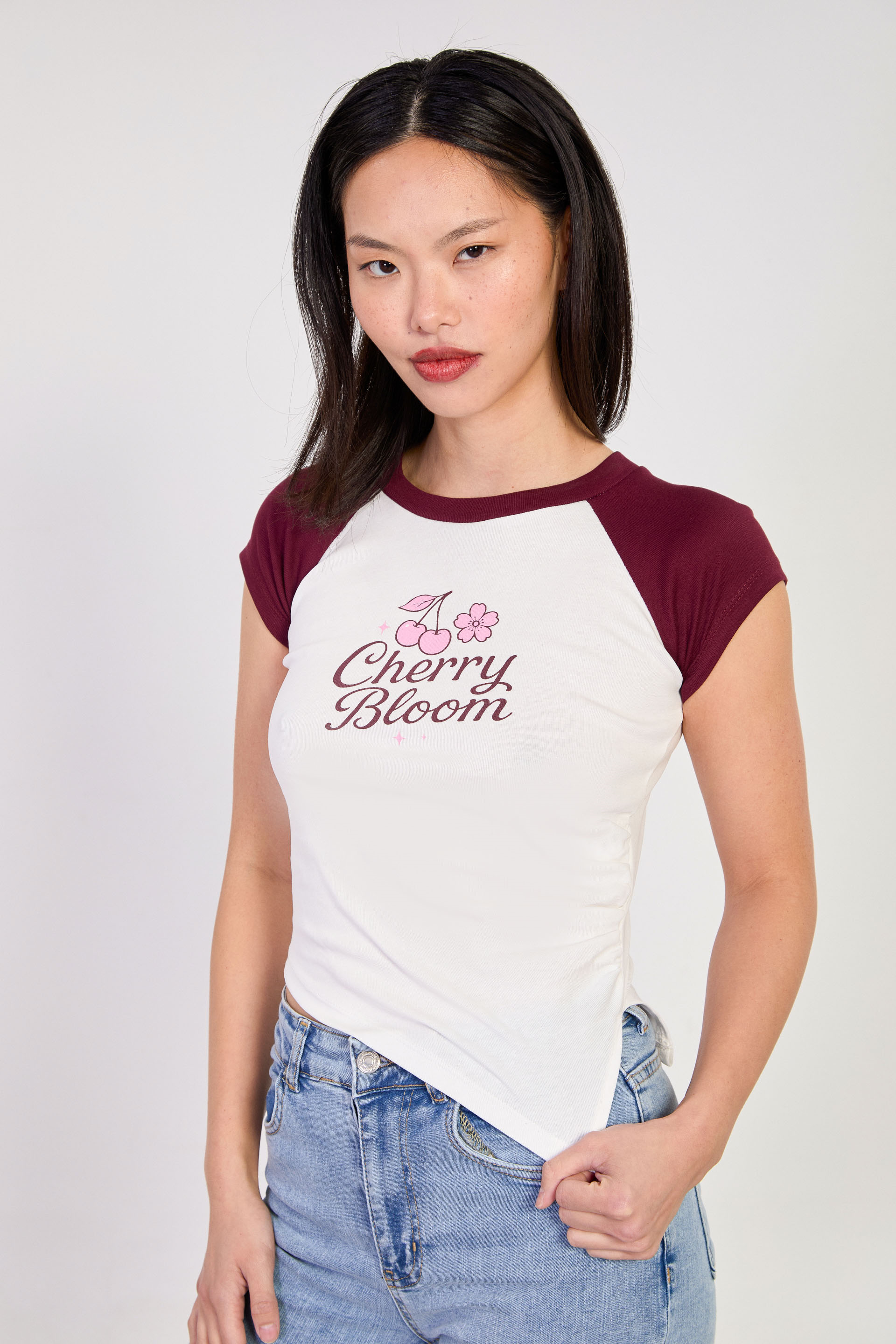 Kadın Cherry Bloom Yazılı Kol Garnili T-Shirt - Ekru/Bordo