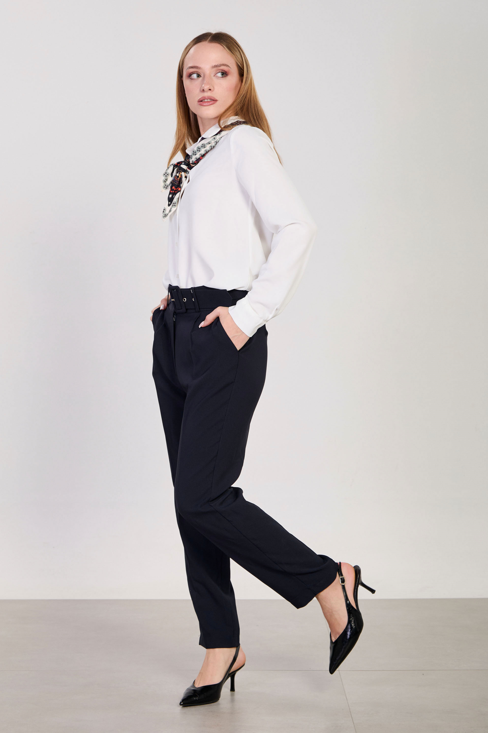 Kadın Kemerli Kumaş Pantolon - Lacivert