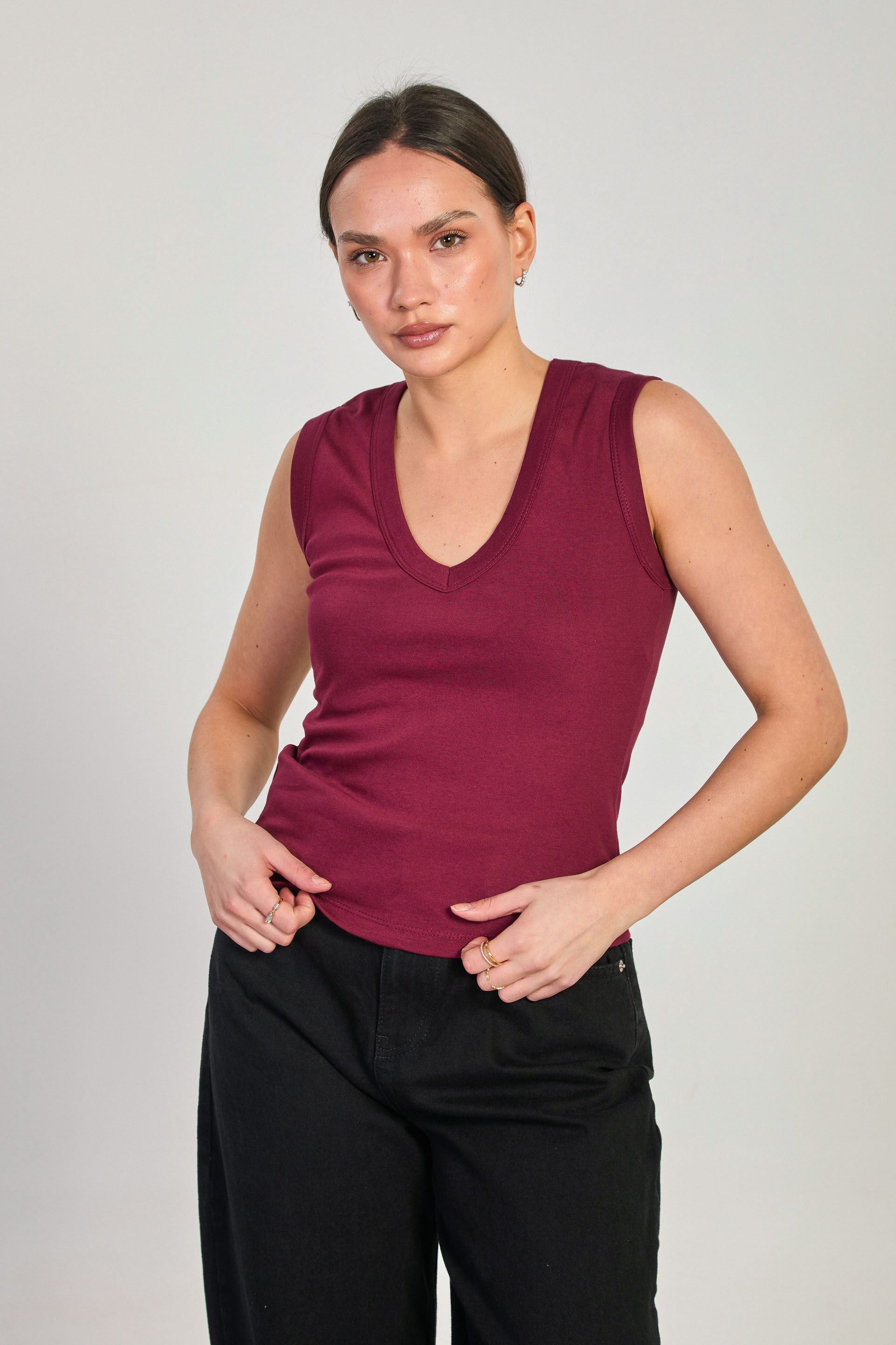 Kadın Derin V Yaka Kolsuz Body - Vişne