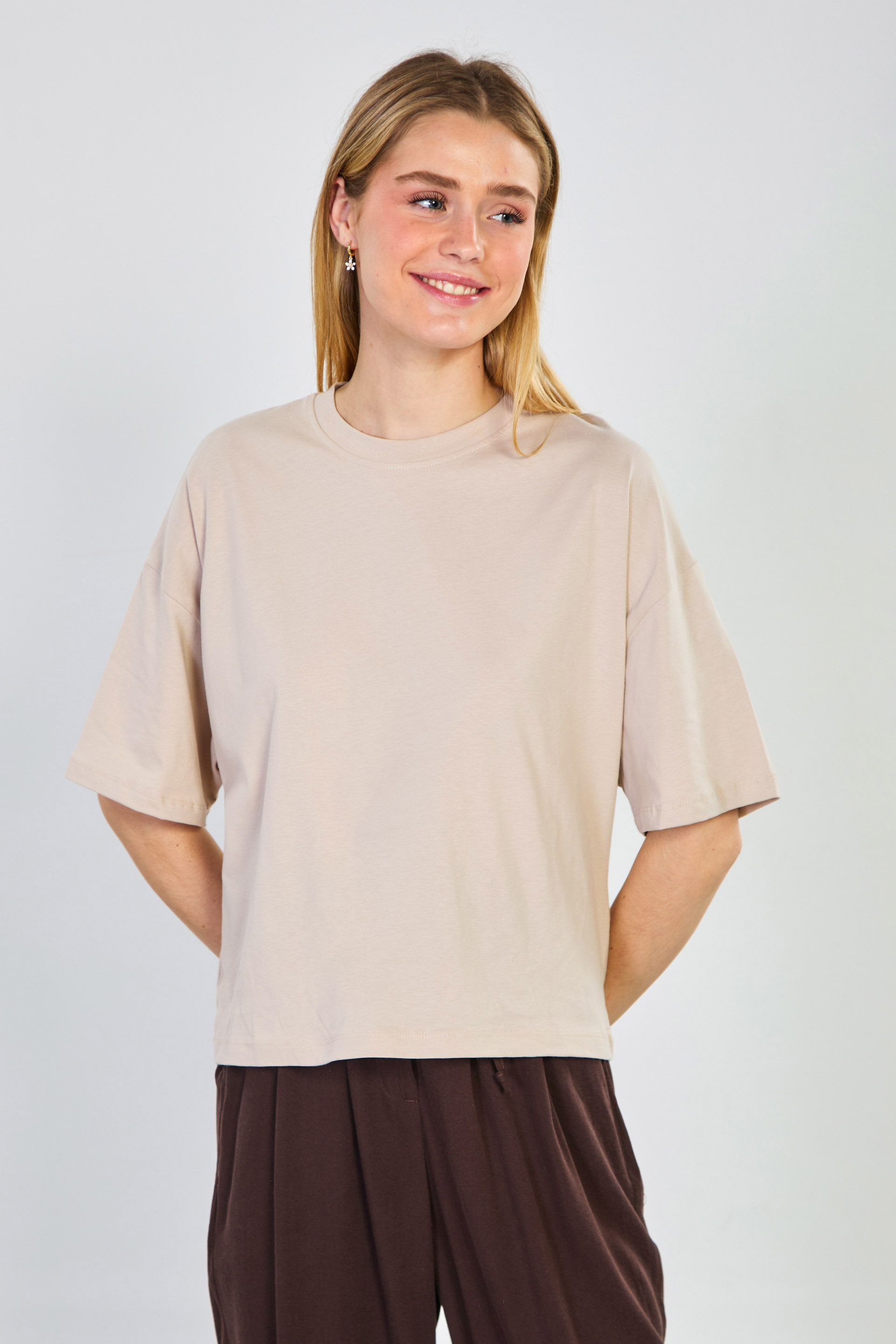 Kadın Bisiklet Yaka Oversize T-Shirt - Taş