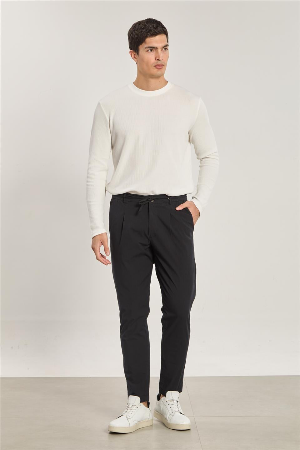 Erkek Çizgili Beli Lastikli Pantolon - Siyah