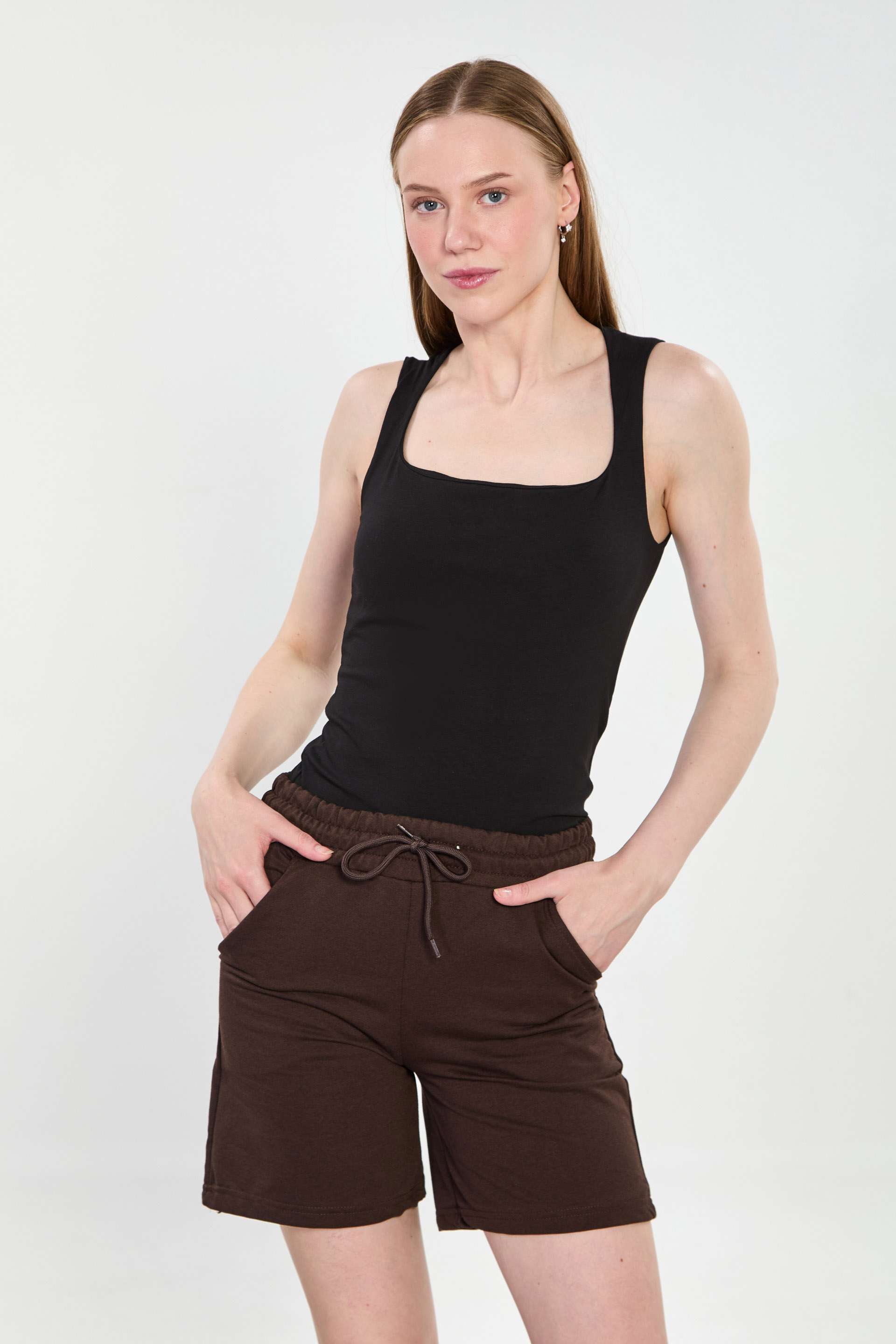 Kadın Kare Yaka Kalın Askılı Body - Siyah