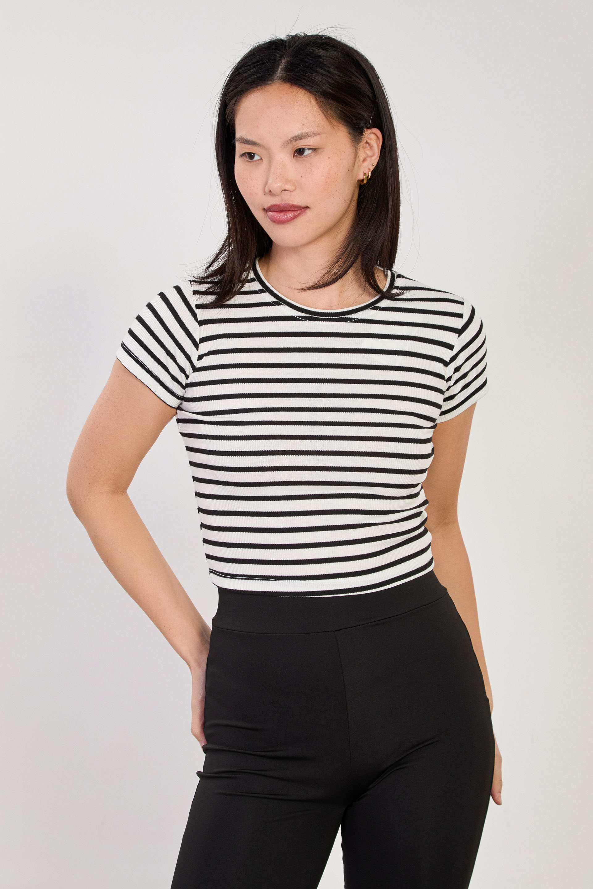 Kadın Kısa Kollu Çizgili Fitilli Body - Beyaz/Siyah