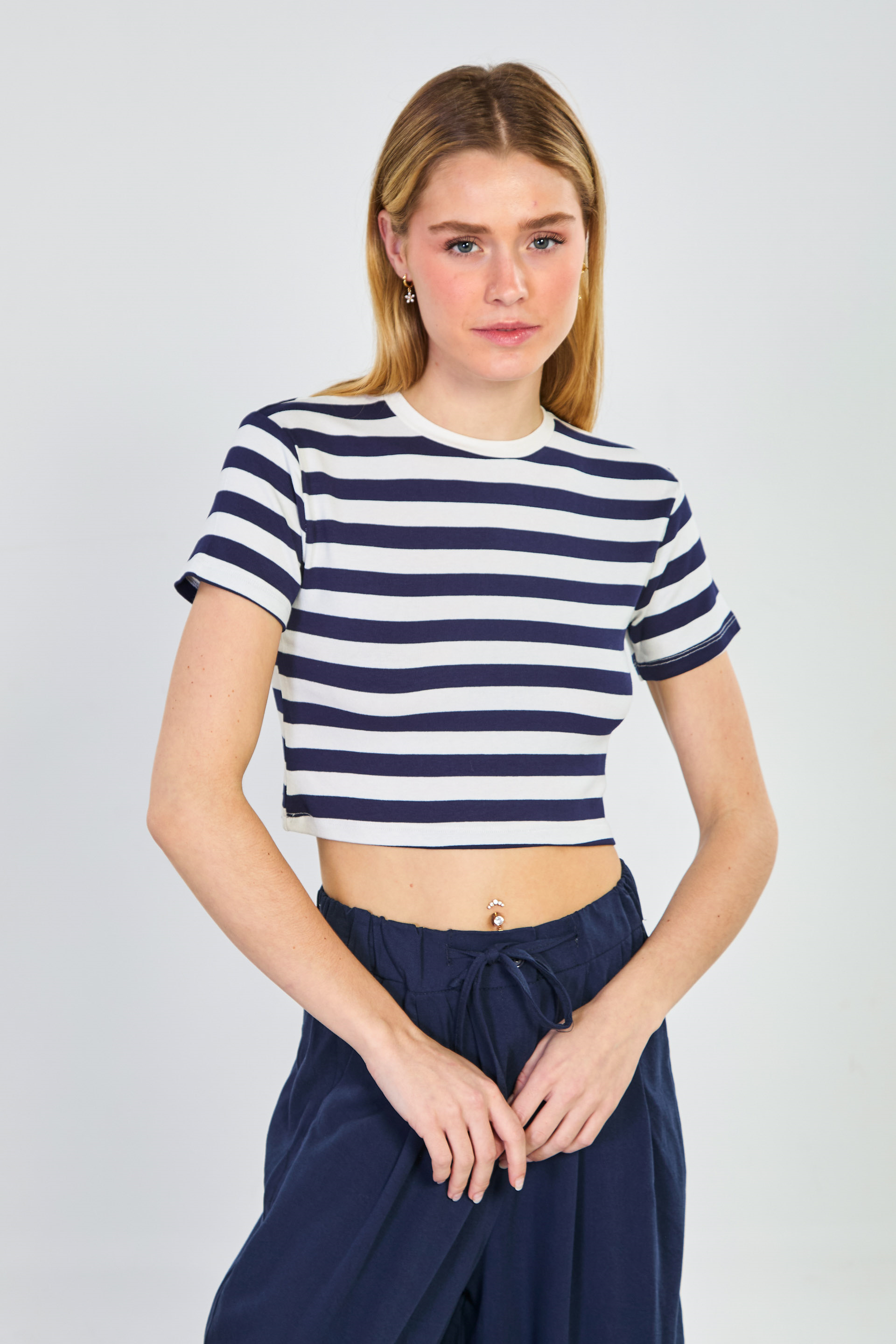 Kadın Çizgili Crop T-Shirt - Ekru/Lacivert