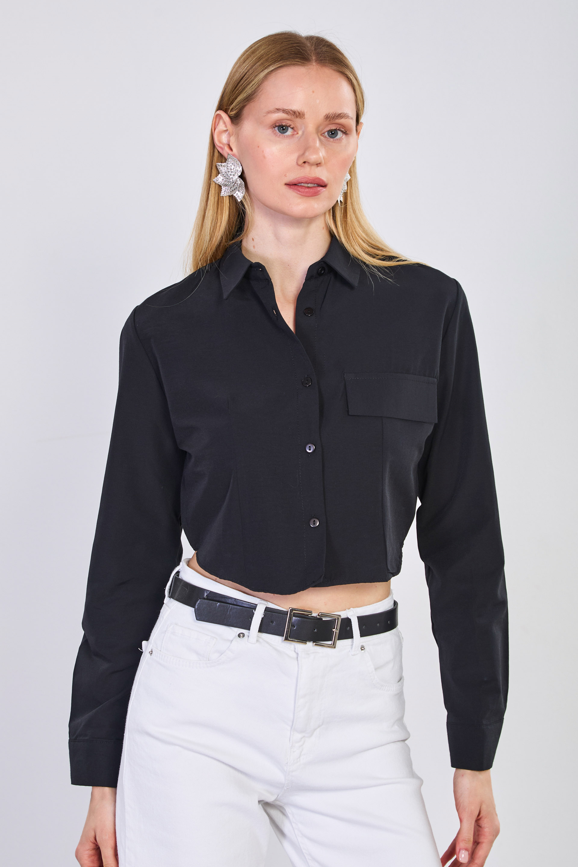 Kadın Cep Kapaklı Crop Gömlek - Siyah