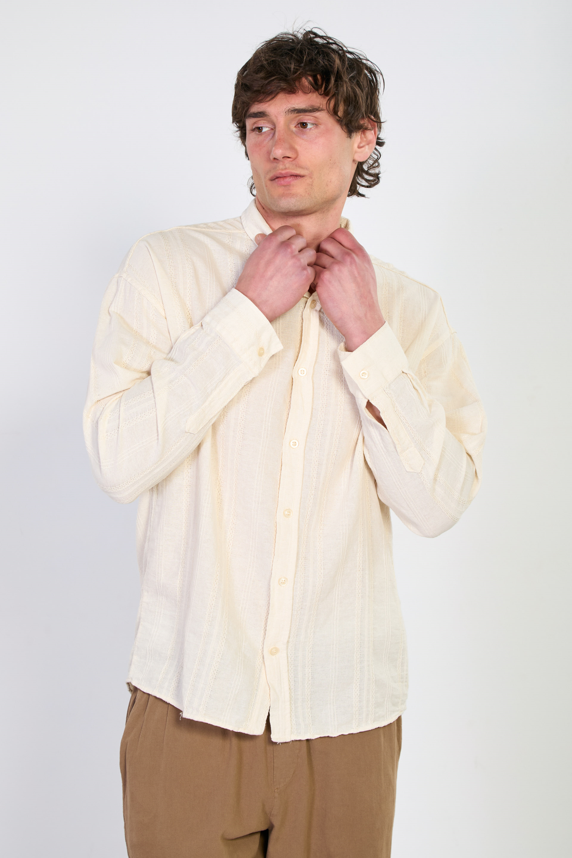 Erkek Dokulu Uzun Kol Gömlek - Natural