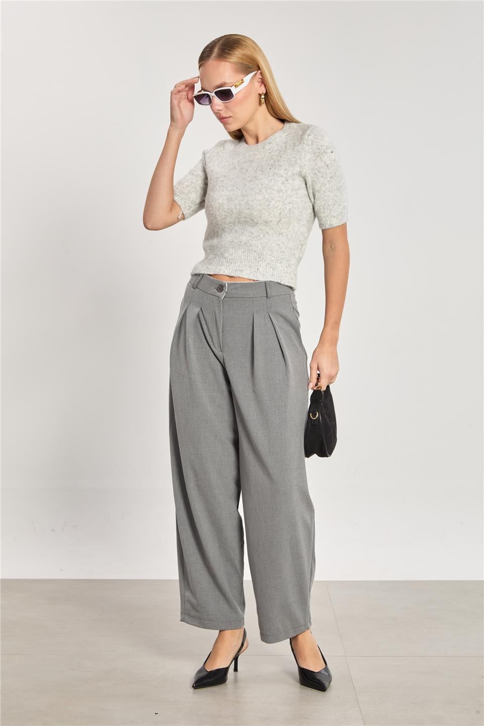 Kadın Pileli Havuç Pantolon - Okul Gri