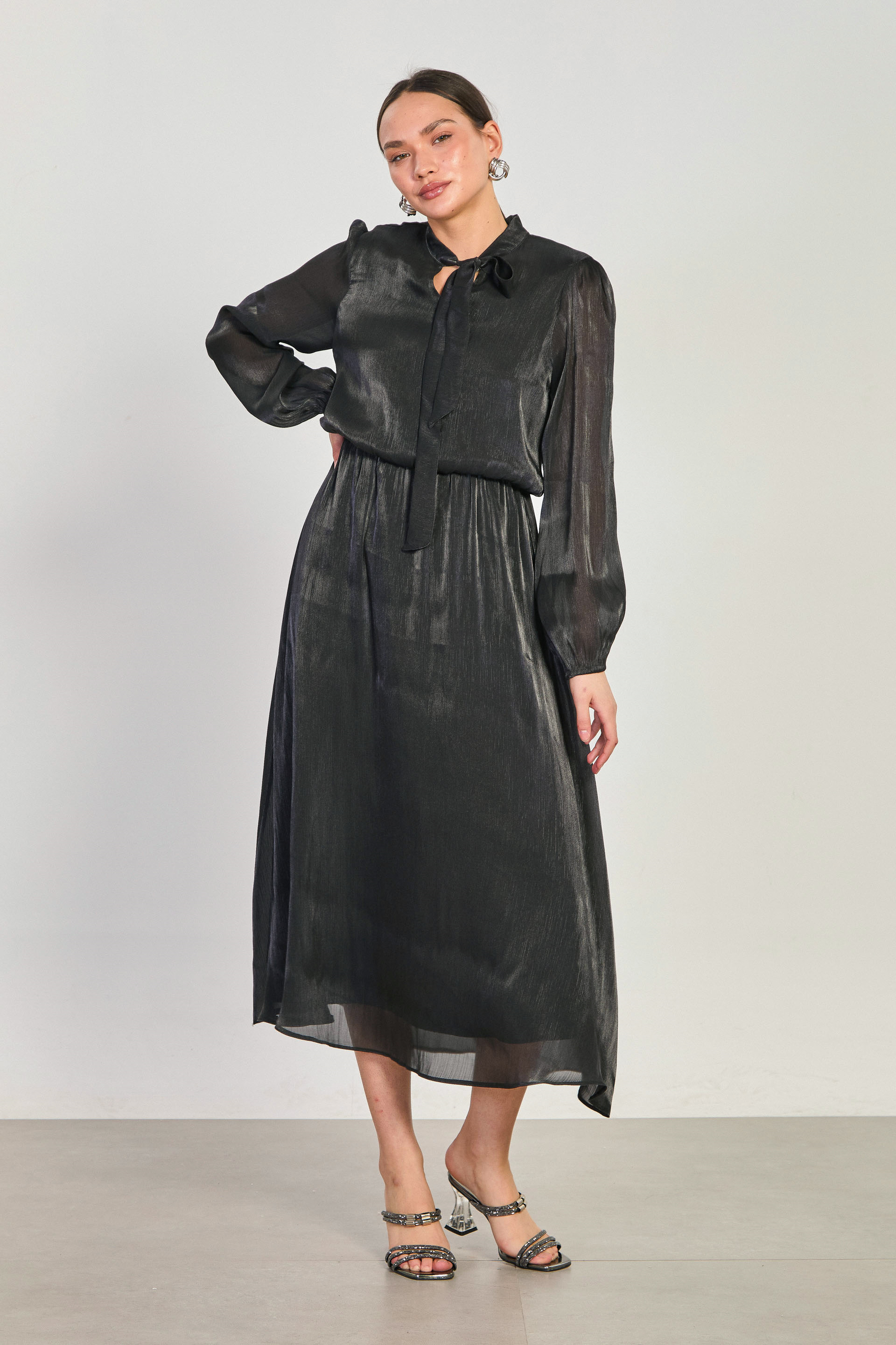 Kadın Beli Lastikli Yaka Bağlamalı Midi Elbise - Siyah