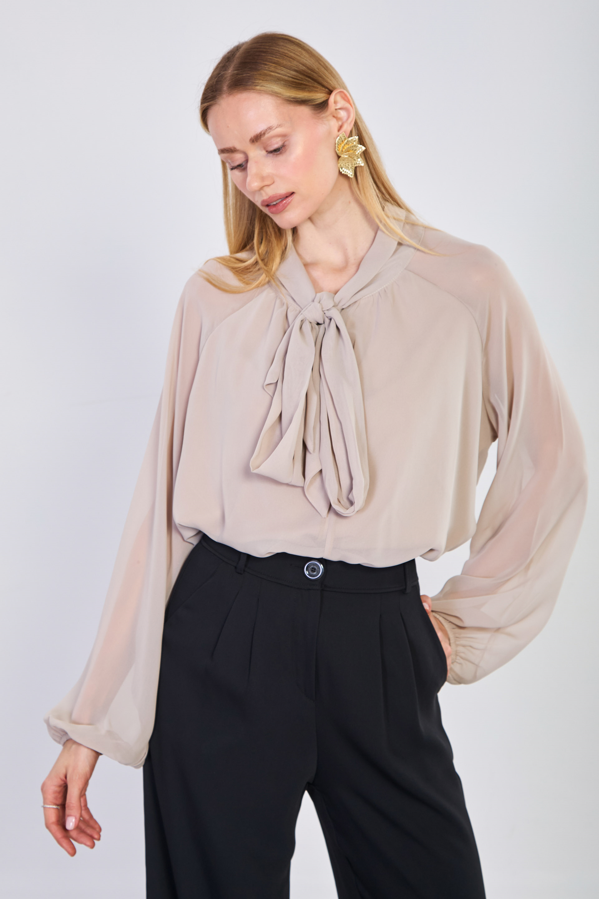 Kadın Yaka Bağlamalı Şifon Bluz - Taş