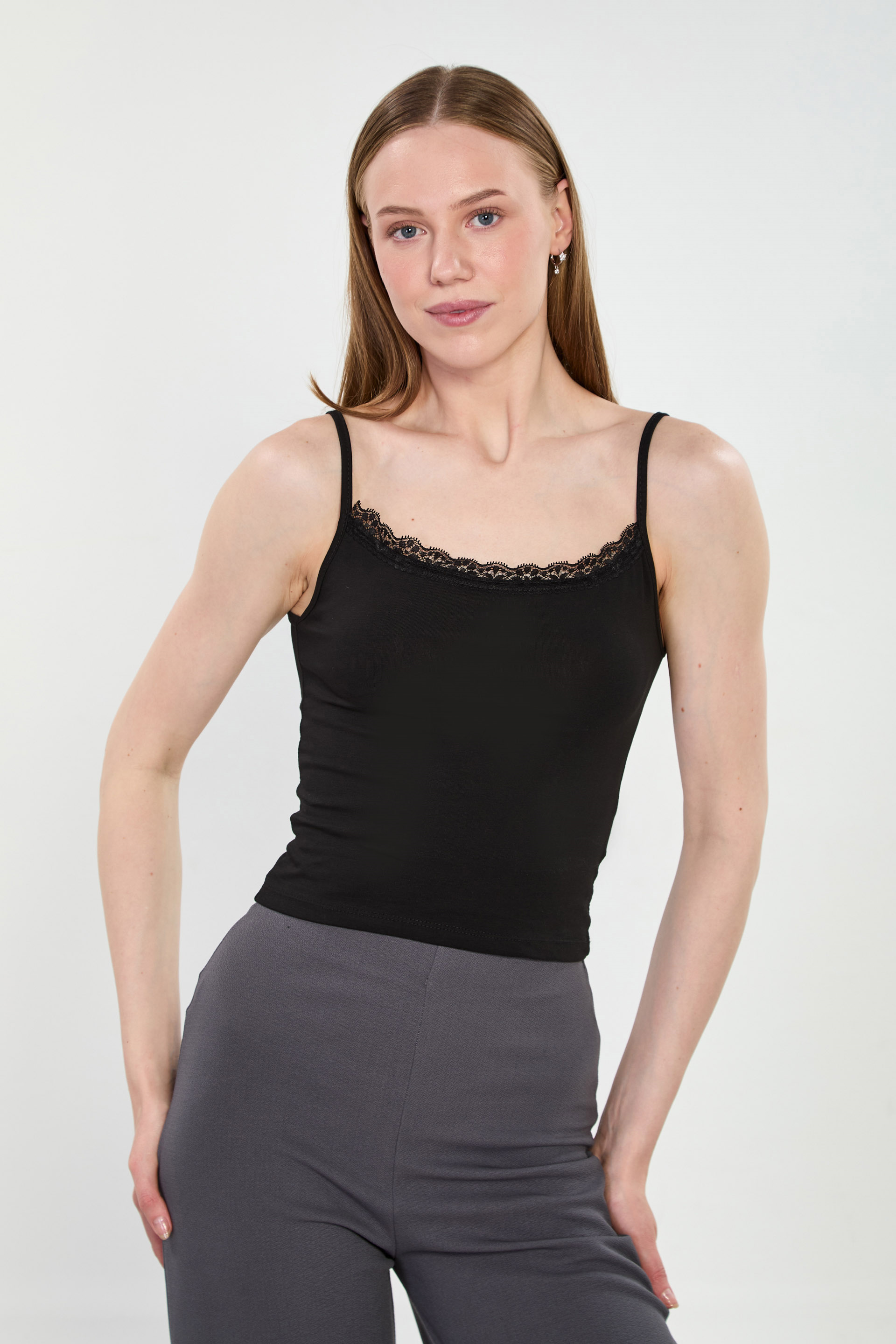 Kadın Dantelli Atlet - Siyah