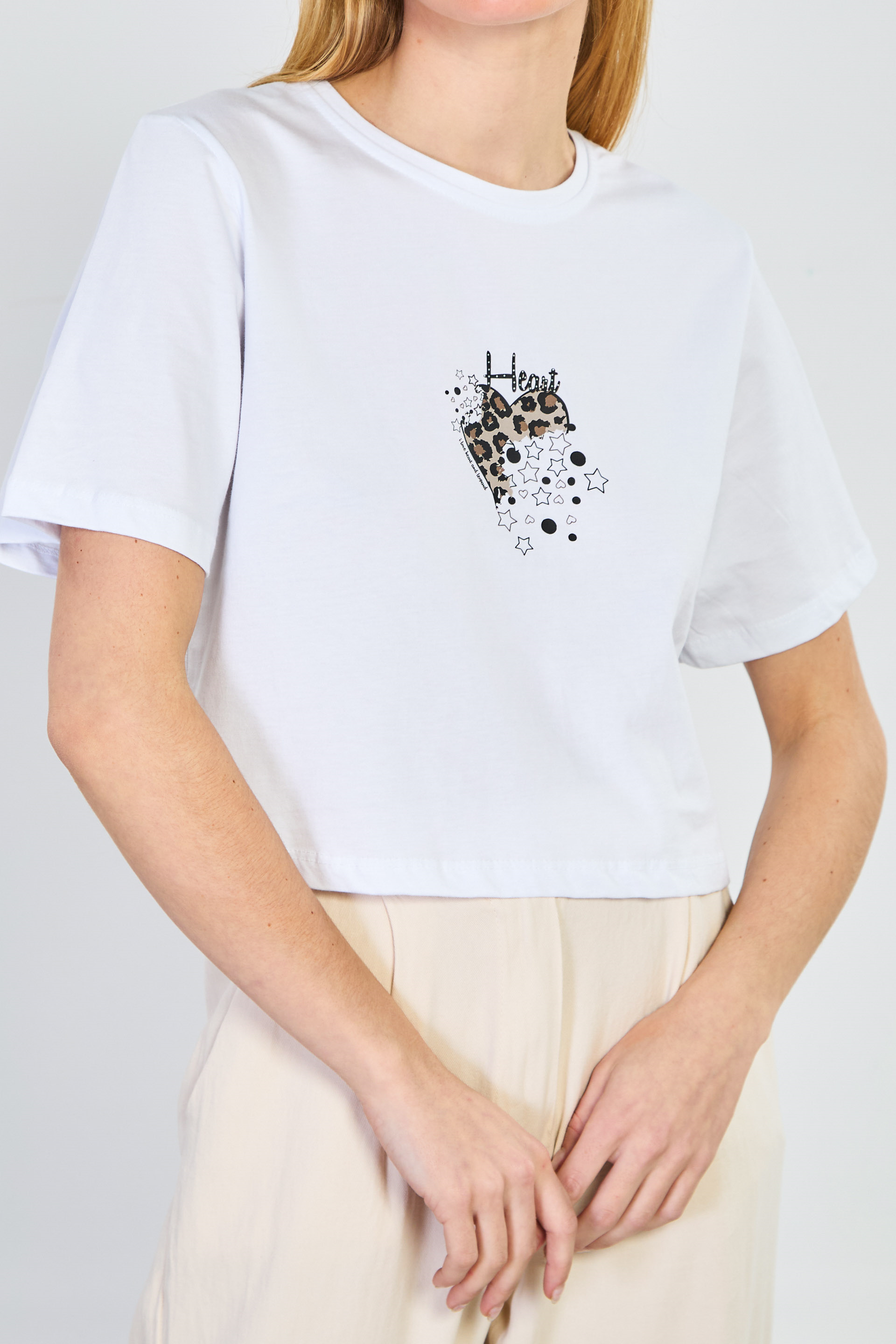 Kadın Leopar Kalp Baskılı Crop T-Shirt - Beyaz