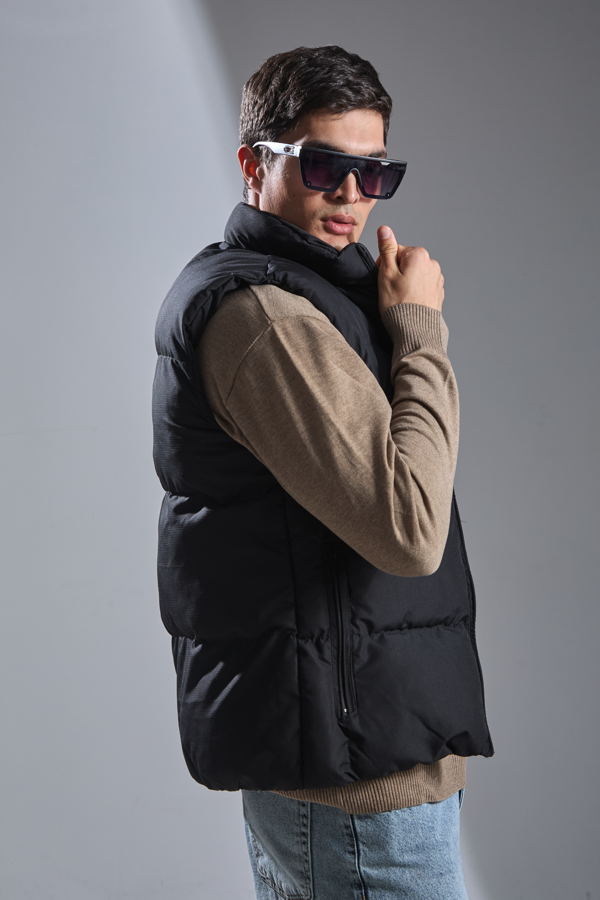 Erkek Dik Yaka Şişme Yelek - Siyah