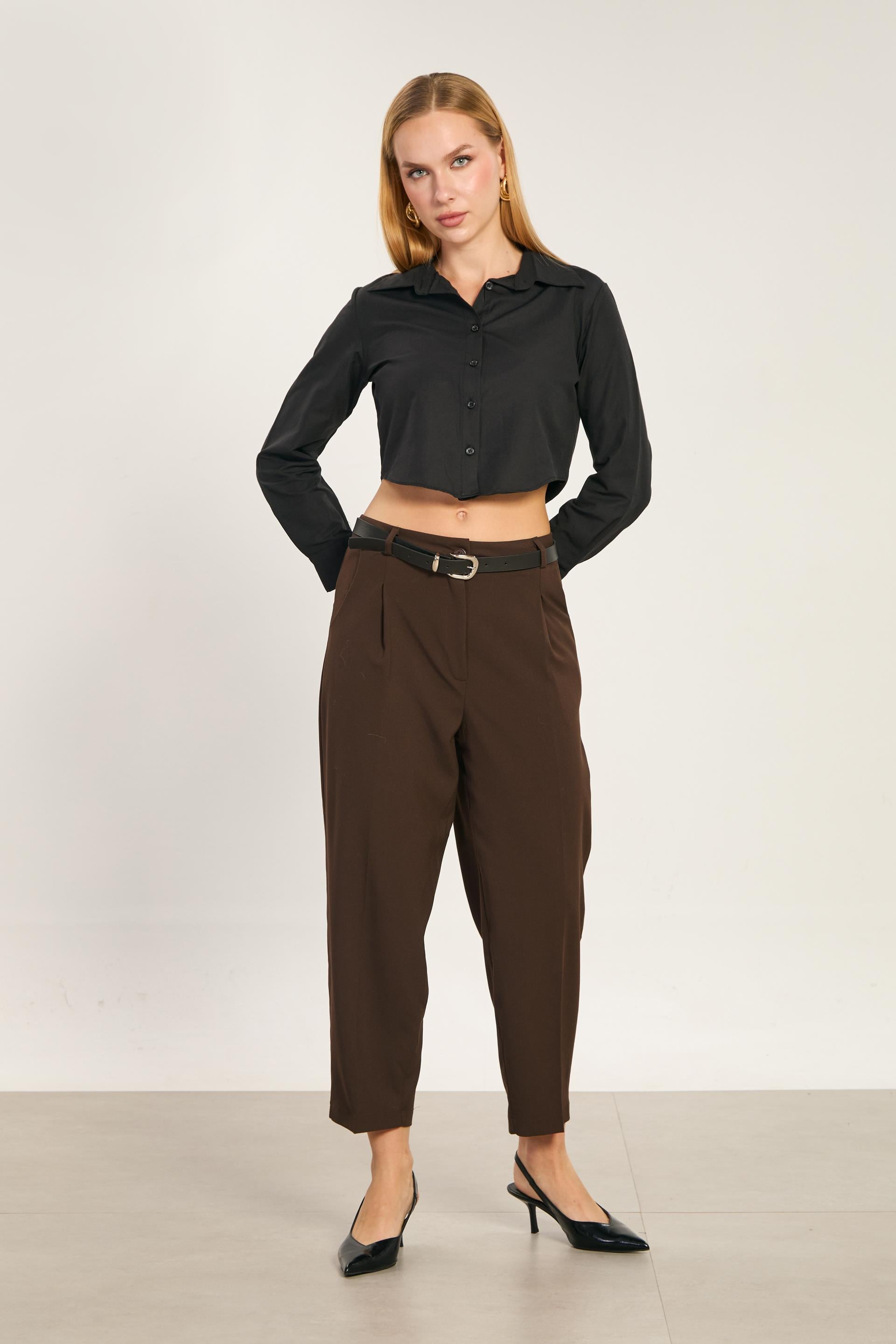 Kadın Kemerli Havuç Pantolon - Acı Kahve