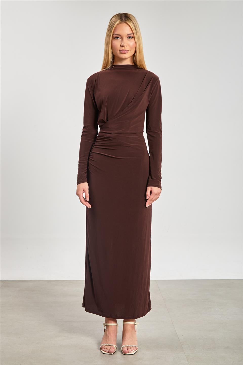 Kadın Arkası Yırtmaçlı Drapeli Elbise - Kahve