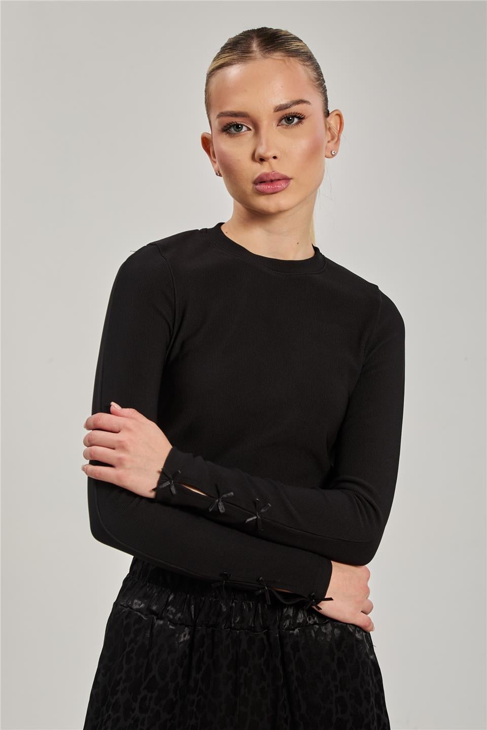 Kolları kurdeleli body-2110 Siyah